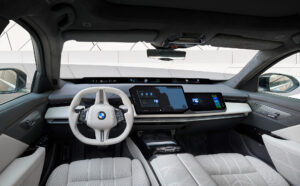 nove BMW rad 7 interier