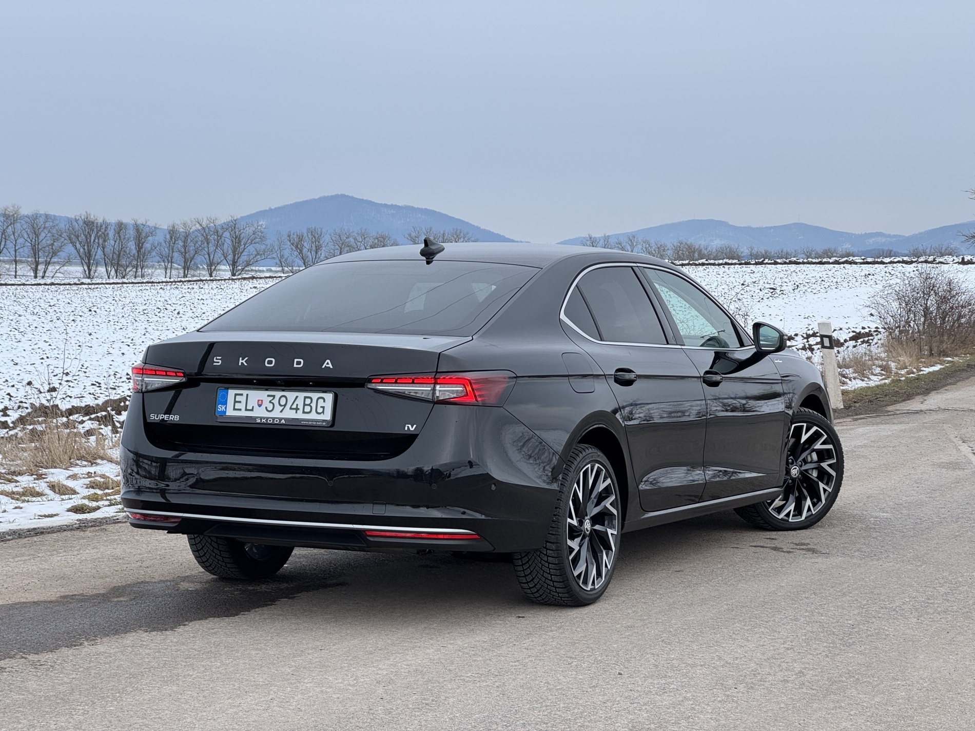 Škoda Superb liftback iV zozadu