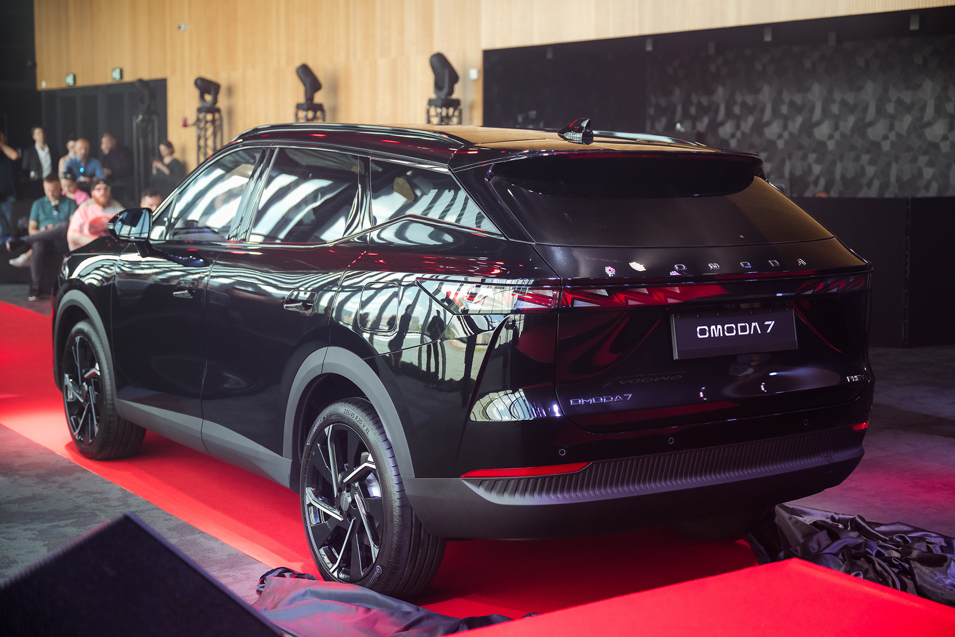 Omoda 7