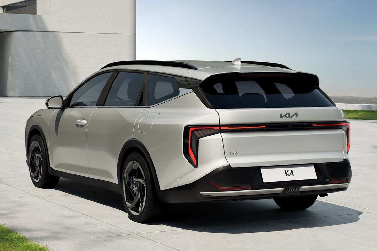 Kia K4 SW